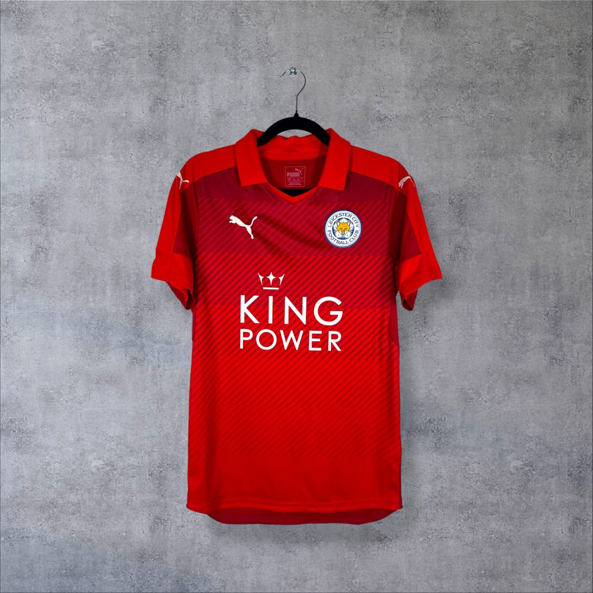 Maillot Leicester City 2016-2017 extérieur vue face sponsor King Power