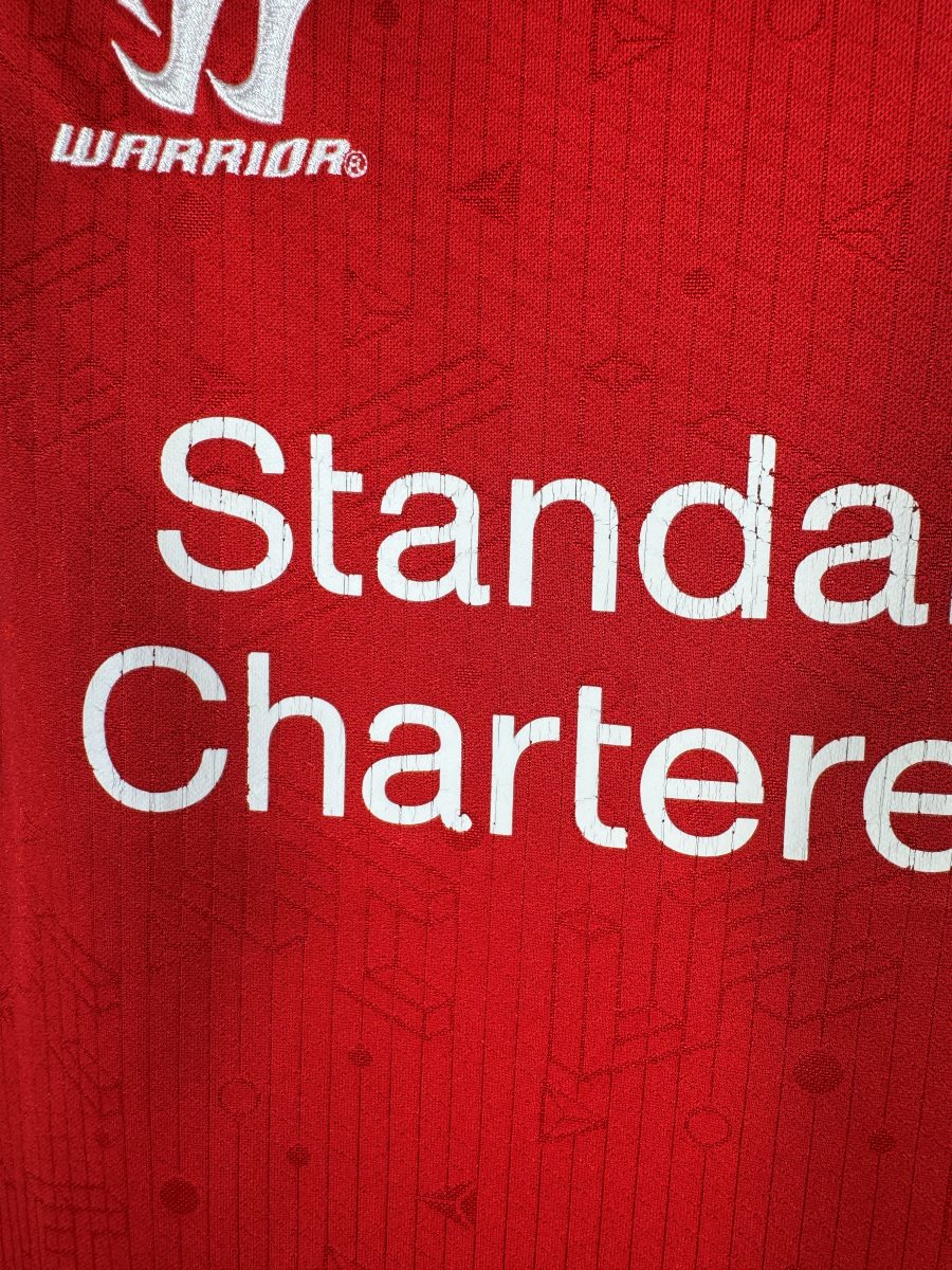 Lettrage Standard Chartered use vu de pres logo Warrior brode