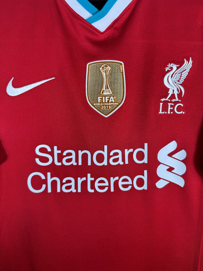 Patch doré FIFA World Champions 2019 et Liver Bird brodé sur le maillot Liverpool 2020-2021