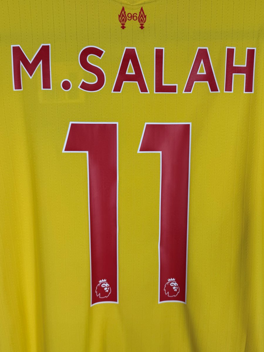 Détail flocage M.Salah 11 maillot Liverpool third 2021-2022