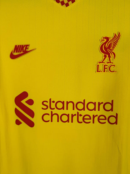 Écusson Liverbird LFC et sponsor Standard Chartered, maillot Liverpool third 2021-2022