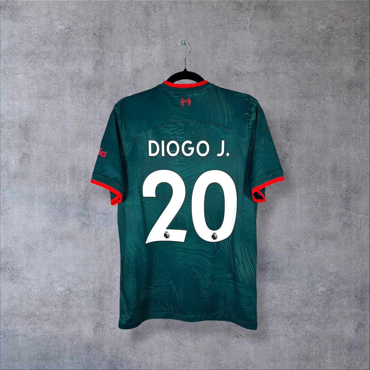 Maillot Liverpool 2022-2023 third vert, dos floqué Diogo J. 20 et emblème 97