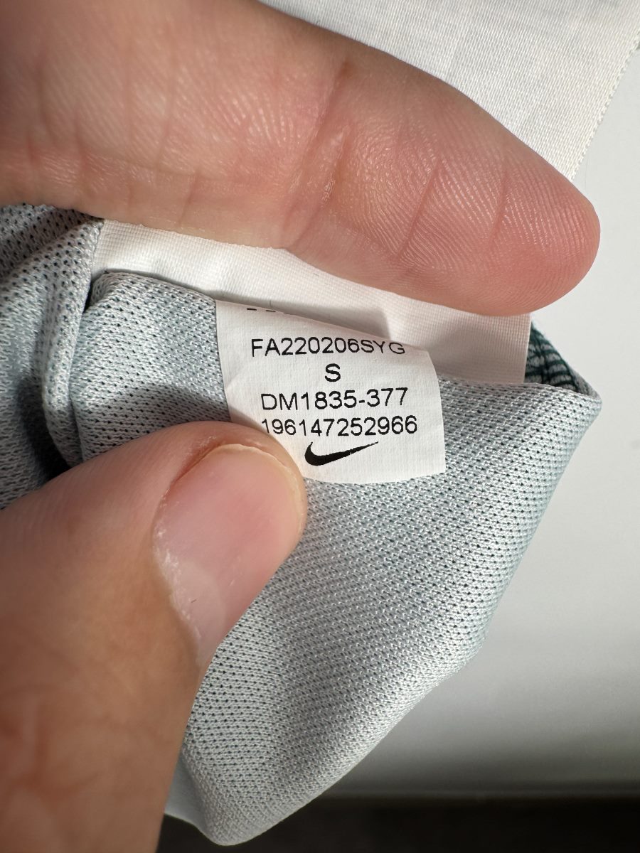 Étiquette Nike DM1835-377 taille S, maillot Liverpool third 2022-2023 Diogo Jota