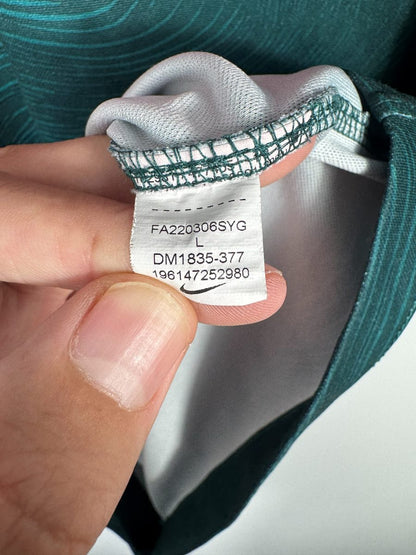 Étiquette Nike DM1835-377 taille L, maillot Liverpool third 2022-2023