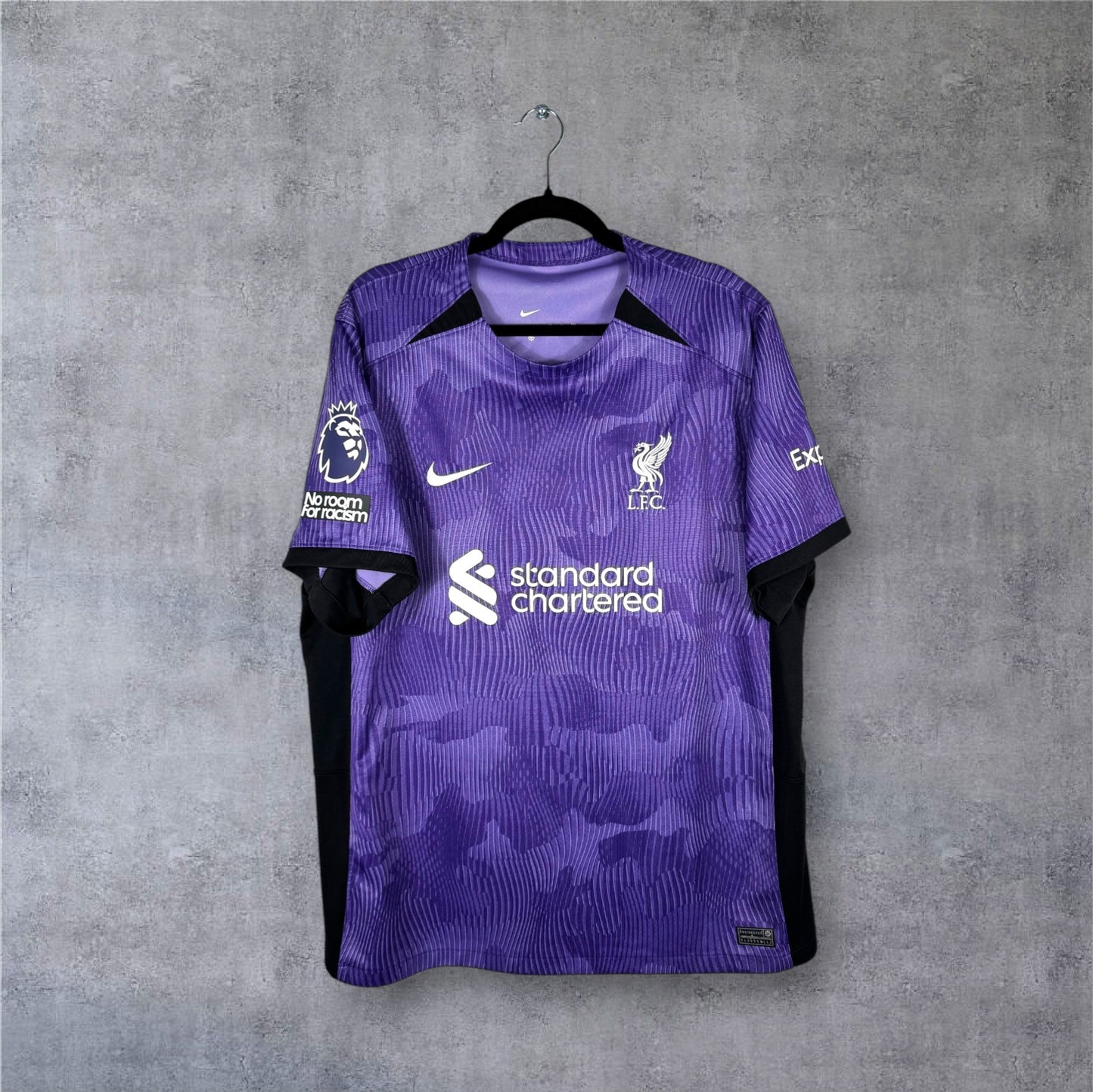 Maillot authentique Liverpool 2023-2024 Third Nike vue de face