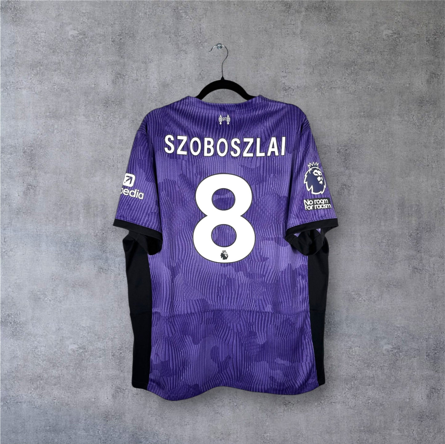 Flocage Szoboszlai numéro 8 sur maillot Liverpool 2023-2024 Third