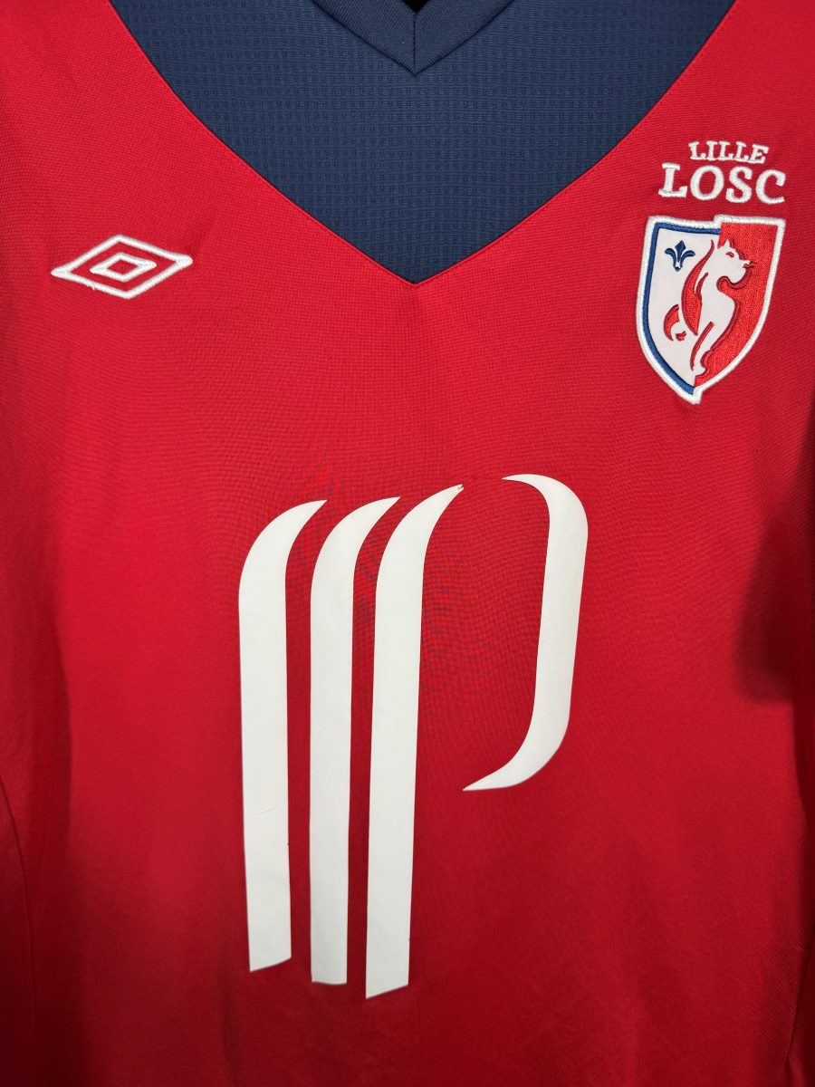 Écusson du LOSC et losange Umbro, maillot domicile Lille 2012-2013