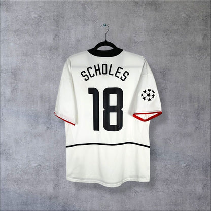 Dos du maillot Manchester United 2002-2003 extérieur blanc avec flocage Scholes N°18 et patch Champions League authentique