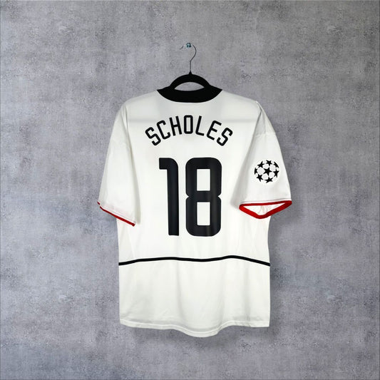 Dos du maillot Manchester United 2002-2003 extérieur blanc avec flocage Scholes N°18 et patch Champions League authentique