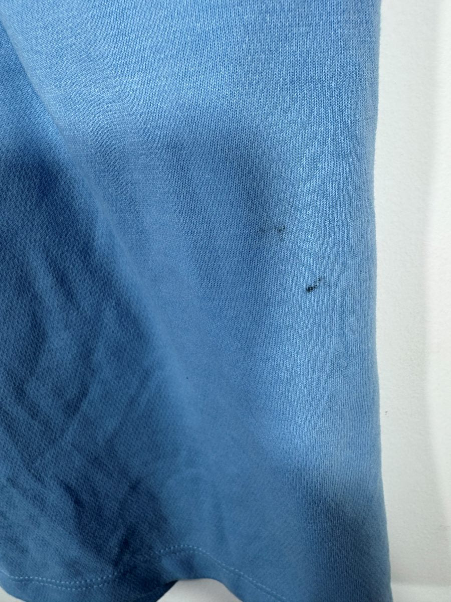 Deux petites taches sombres en bas du maillot Manchester City domicile 2012-2013