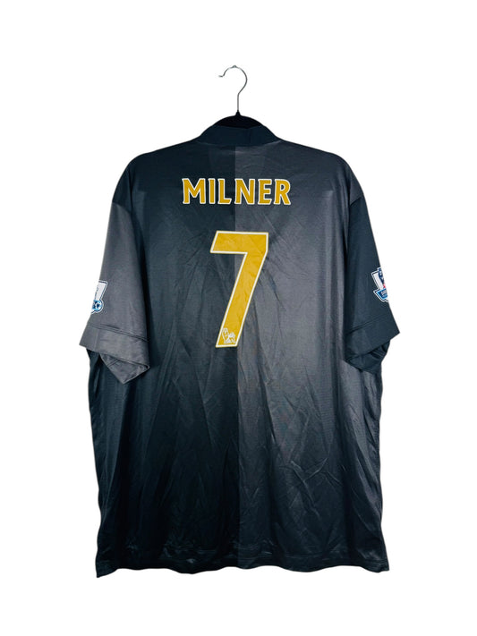 Maillot Manchester City 2013-2014 Extérieur Nike - Vue arrière flocage Milner N°7, taille 3XL, couleur noir doré.