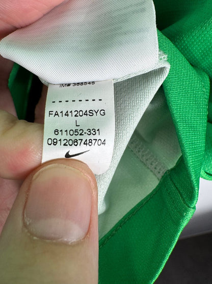 Étiquette d'authenticité avec code Nike 611052-331 prouvant l'originalité du maillot
