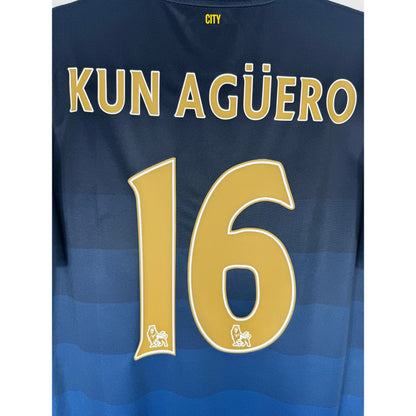 Détail de la typographie du flocage sur le numéro 16 de Sergio Kun Agüero