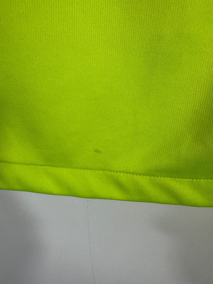 Micro tache visible de près, maillot gardien Manchester City 2016-2017 Bravo