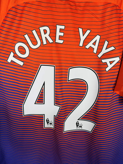 Détail flocage Toure Yaya 42 police Premier League, maillot Manchester City third 2016-2017