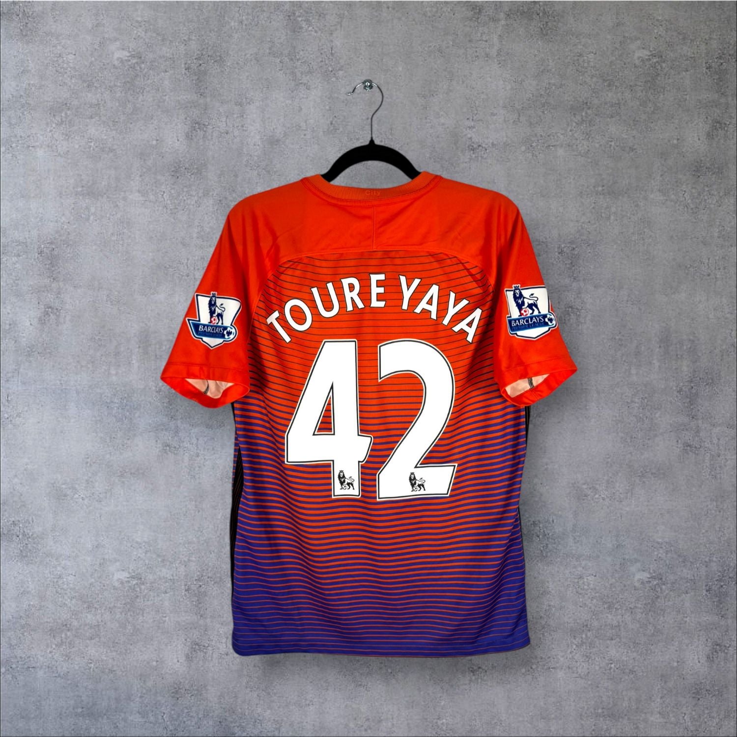 Flocage Yaya Touré numéro 42 sur maillot Manchester City 2016-2017 Third