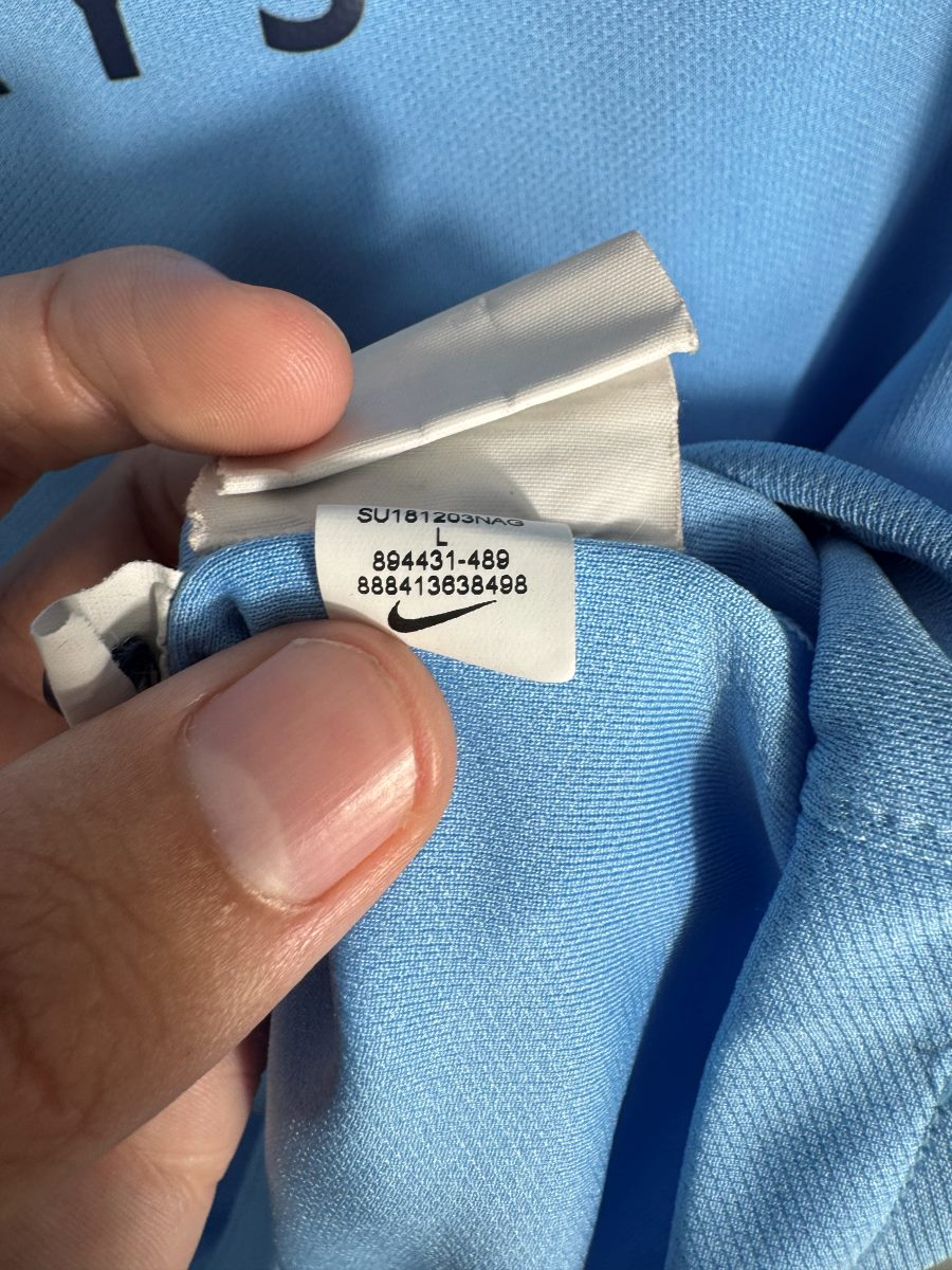 Étiquette Nike d'origine du maillot Manchester City 2018-2019 taille L, code 894431-489
