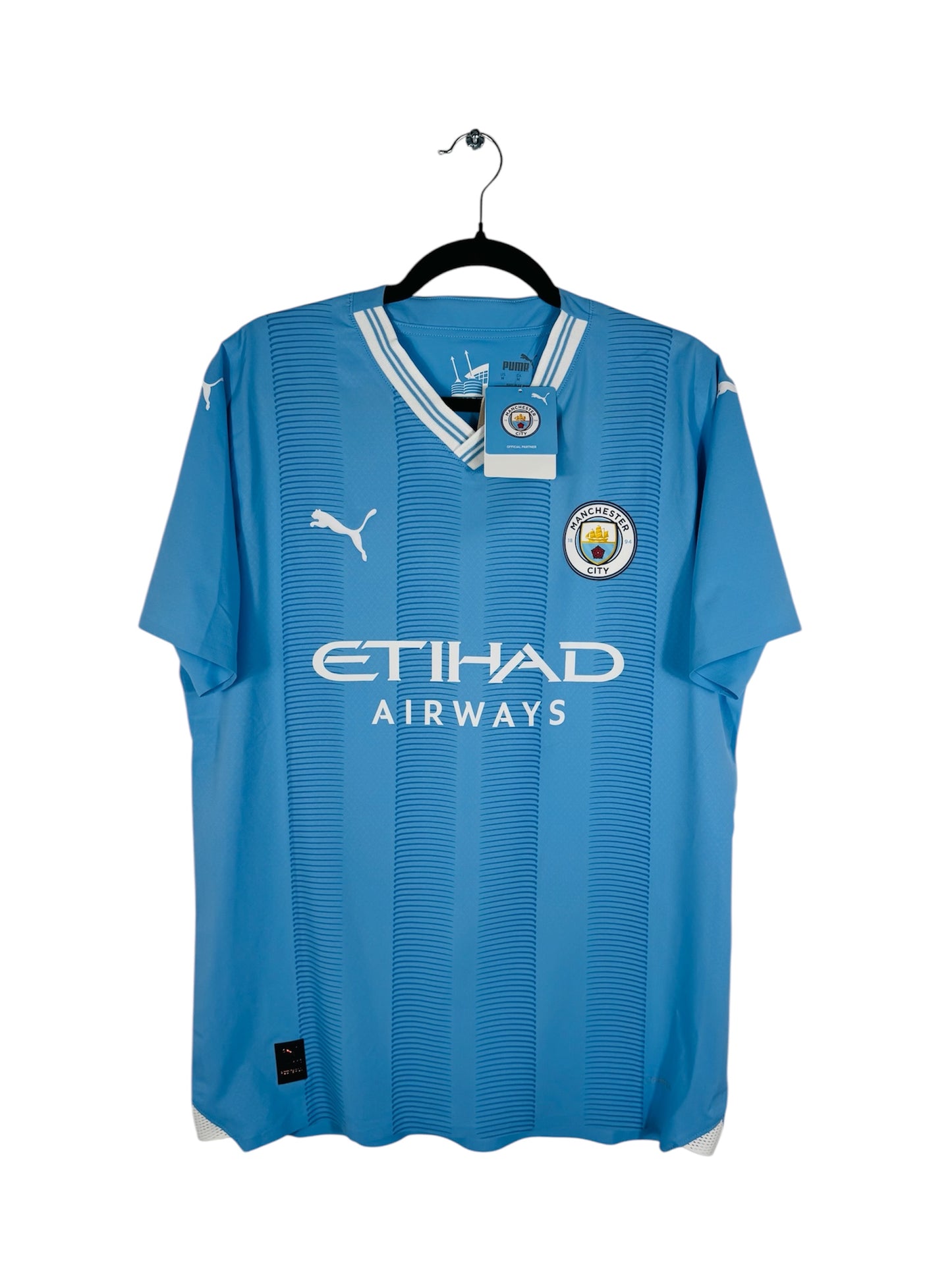 Maillot Manchester City 2023-2024 Domicile Puma Pro Edition - Vue avant, taille M, couleur bleu.