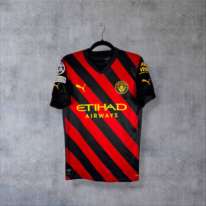 Maillot Manchester City 2023-2024 extérieur face Etihad Airways