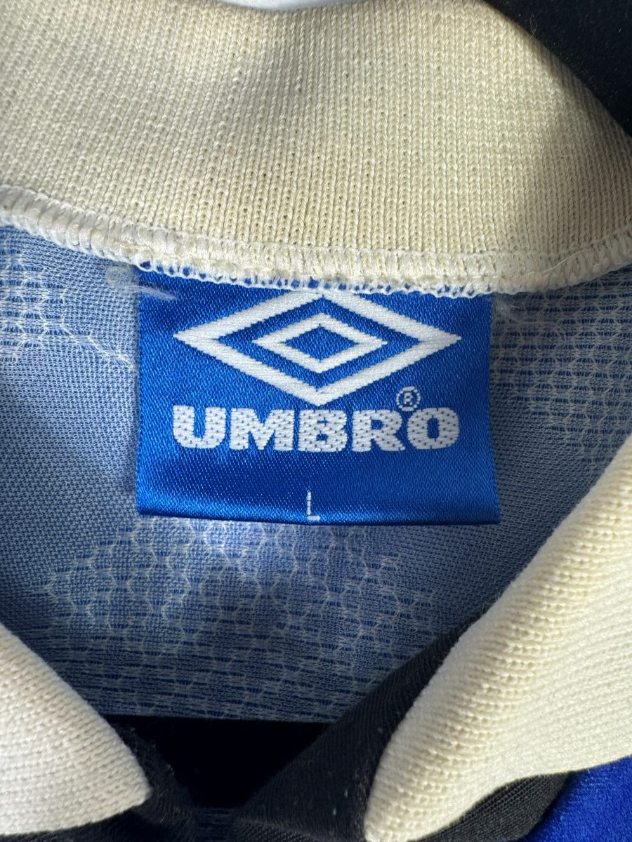 Étiquette Umbro d'époque taille L du maillot Manchester United 1994-1995 third bleu