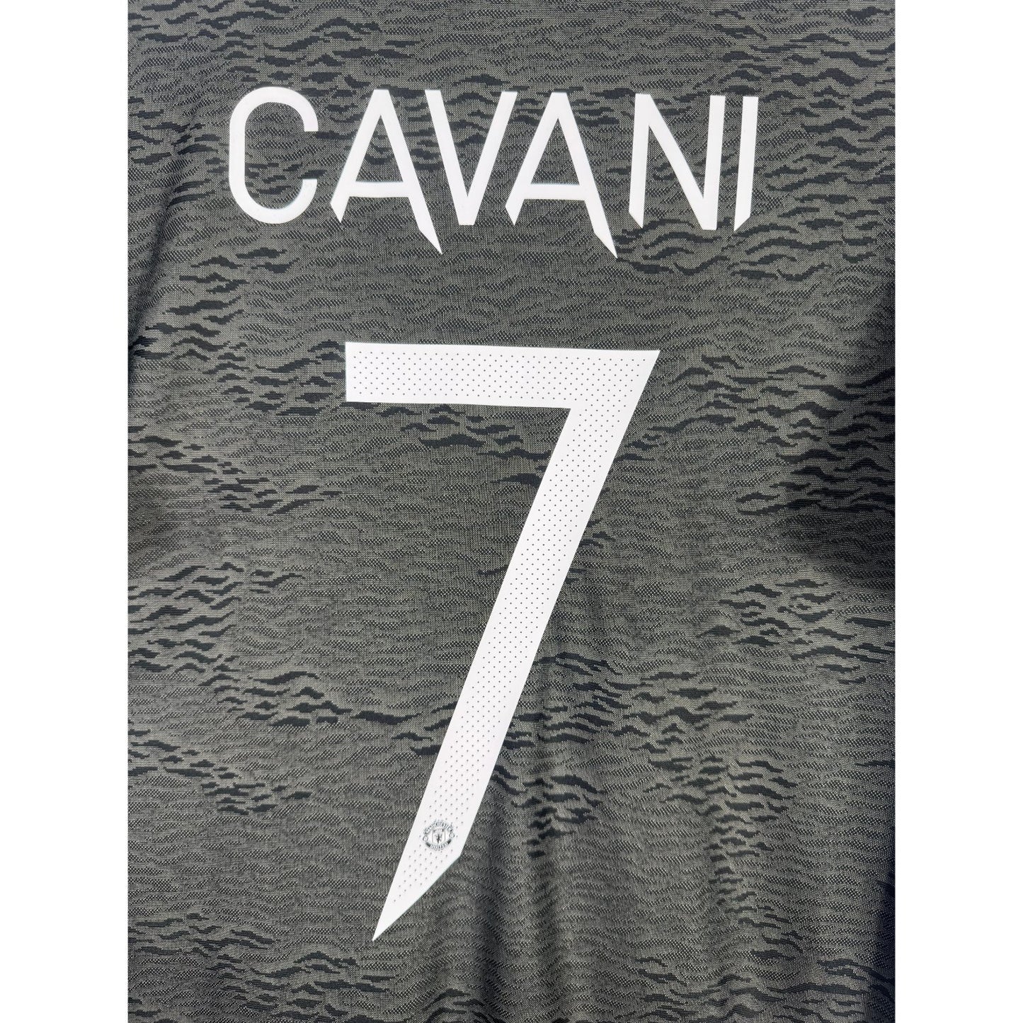 Détail de la typographie du flocage sur le numéro 7 d'Edinson Cavani