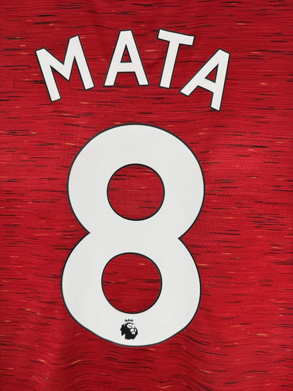 Détail du flocage Mata 8 police Premier League, maillot Manchester United domicile 2020-2021
