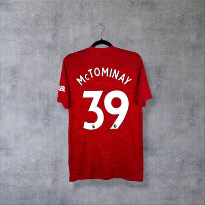 Dos du maillot domicile Manchester United 2020-2021 adidas, flocage blanc McTominay 39 police Premier League