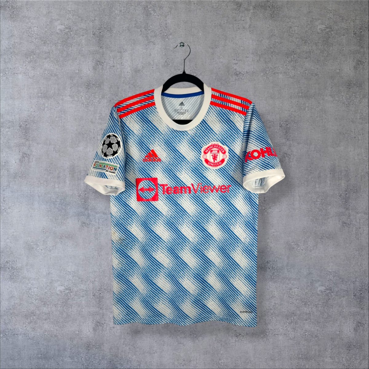 Maillot Manchester United 2021-2022 extérieur TeamViewer vu de face