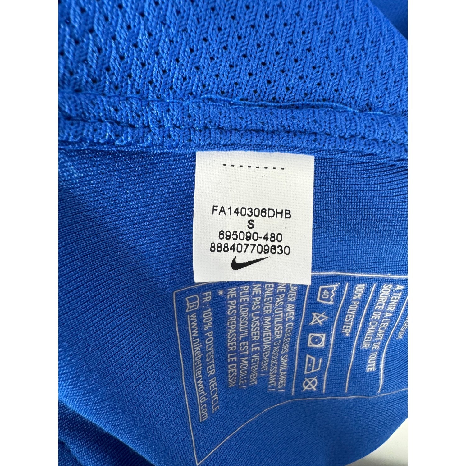 Étiquette d'authenticité avec code Nike 695090-480 prouvant l'originalité du maillot Stock Pro