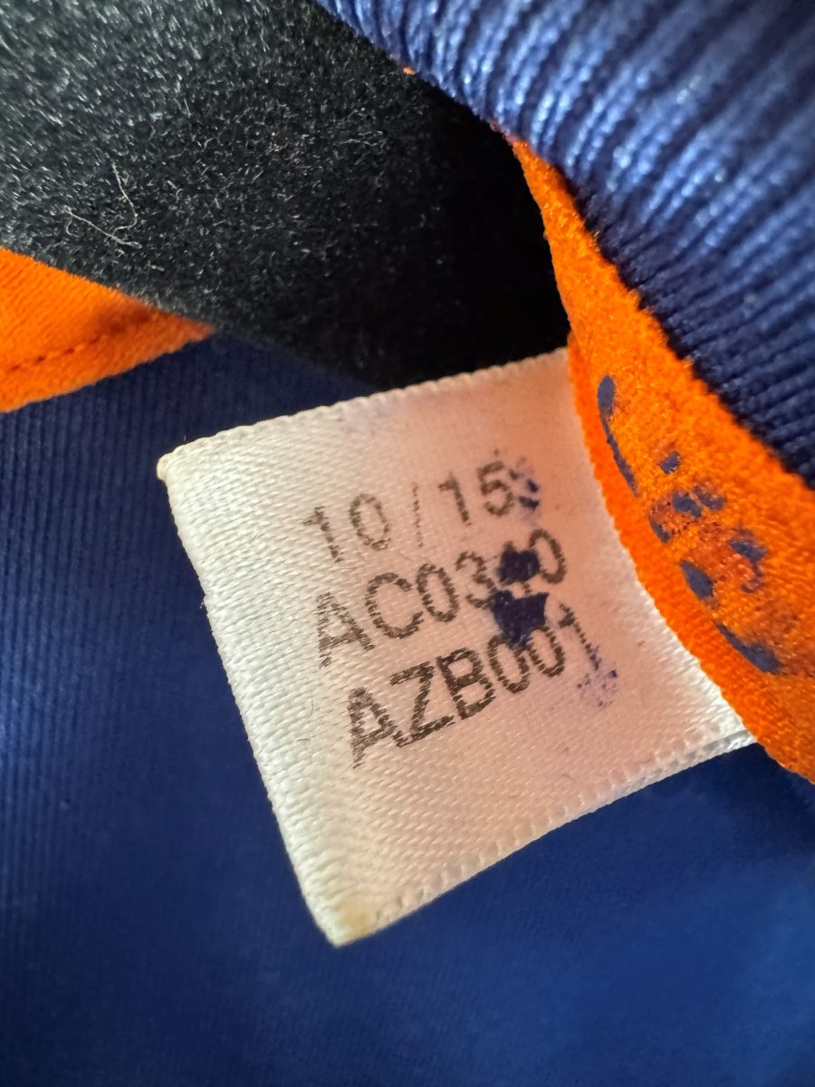 Étiquette adidas du maillot New York City FC 2016-2017 extérieur, référence AC0340 et date 10/15