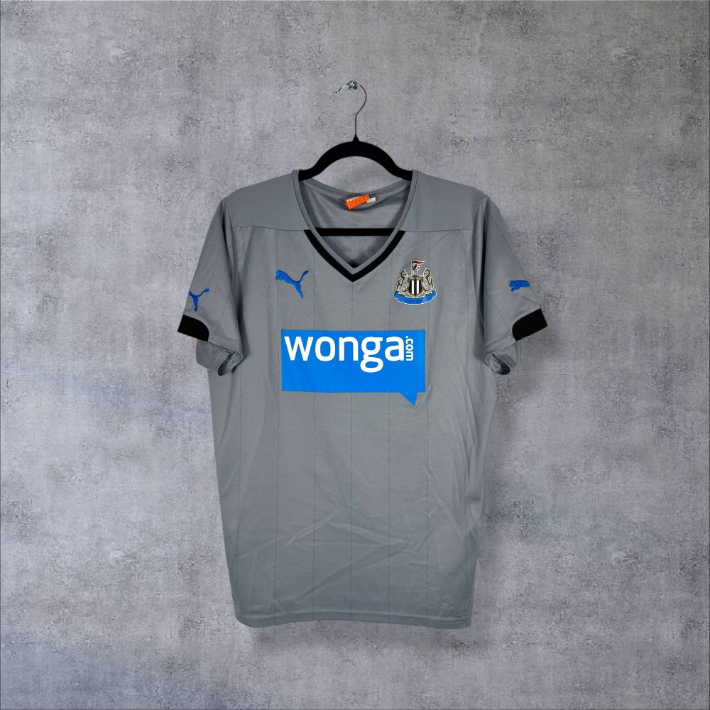 Maillot Newcastle United 2014-2015 Extérieur authentifié Puma gris flocage Rémy Cabella N°20 sponsor Wonga taille S
