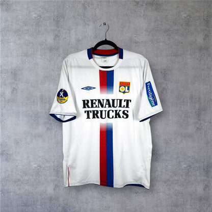Maillot authentique Olympique Lyonnais 2005-2006 Domicile Umbro vue de face