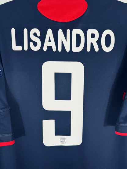 Détail de la typographie du flocage sur le numéro 9 de Lisandro López