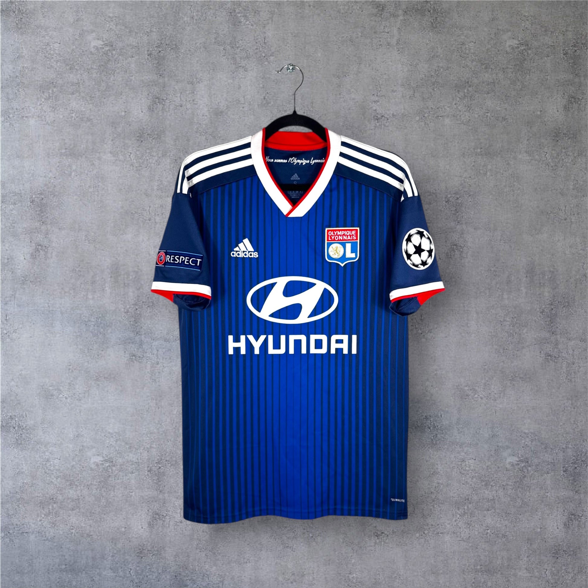Maillot authentique Olympique Lyonnais 2019-2020 Extérieur Adidas vue de face