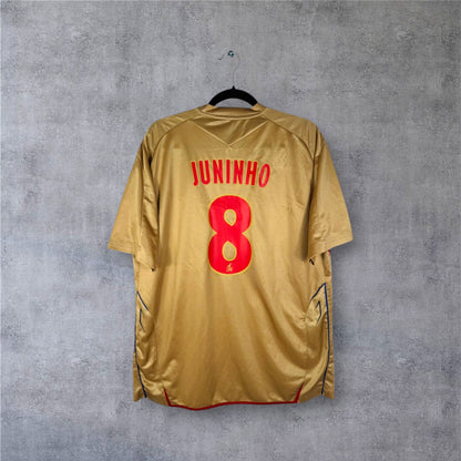 Dos du maillot Lyon 2008 rouge et bleu avec flocage blanc JUNINHO 8.