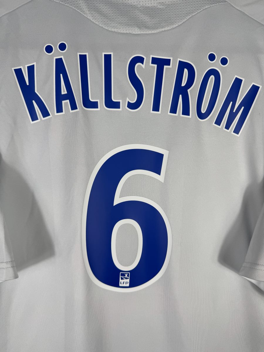 Détail du flocage Källström 6 avec hologramme LFP sur le maillot OL 2010-2011