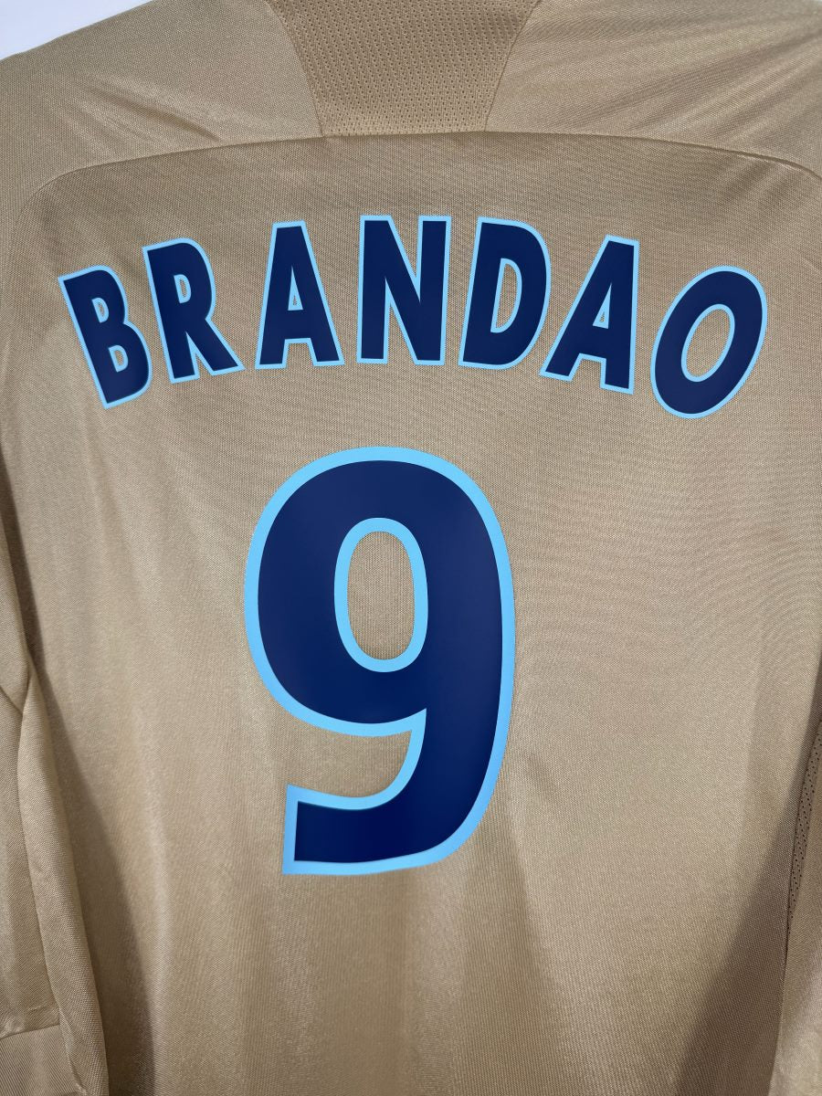 Détail du flocage Brandao 9 marine liseré bleu ciel, maillot third OM 2008-2009
