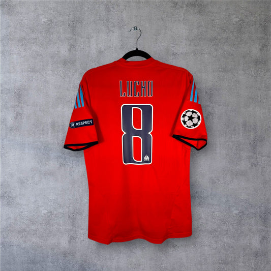 Flocage Lucho numéro 8 sur maillot OM 2011-2012 Third