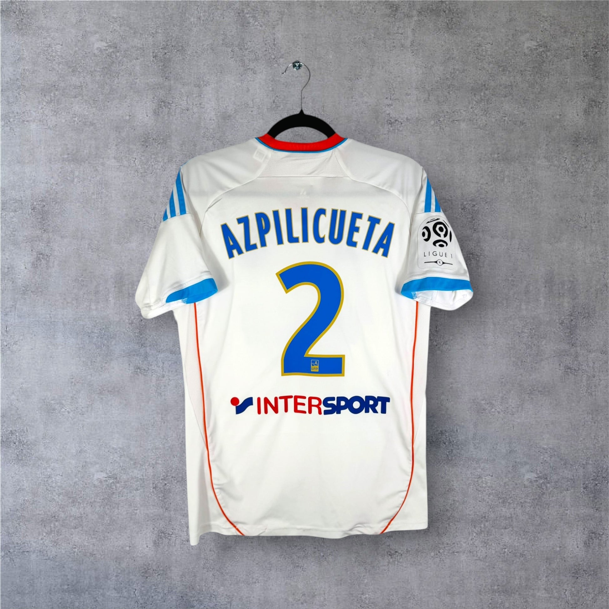 Flocage Azpilicueta numéro 2 sur maillot OM 2012-2013
