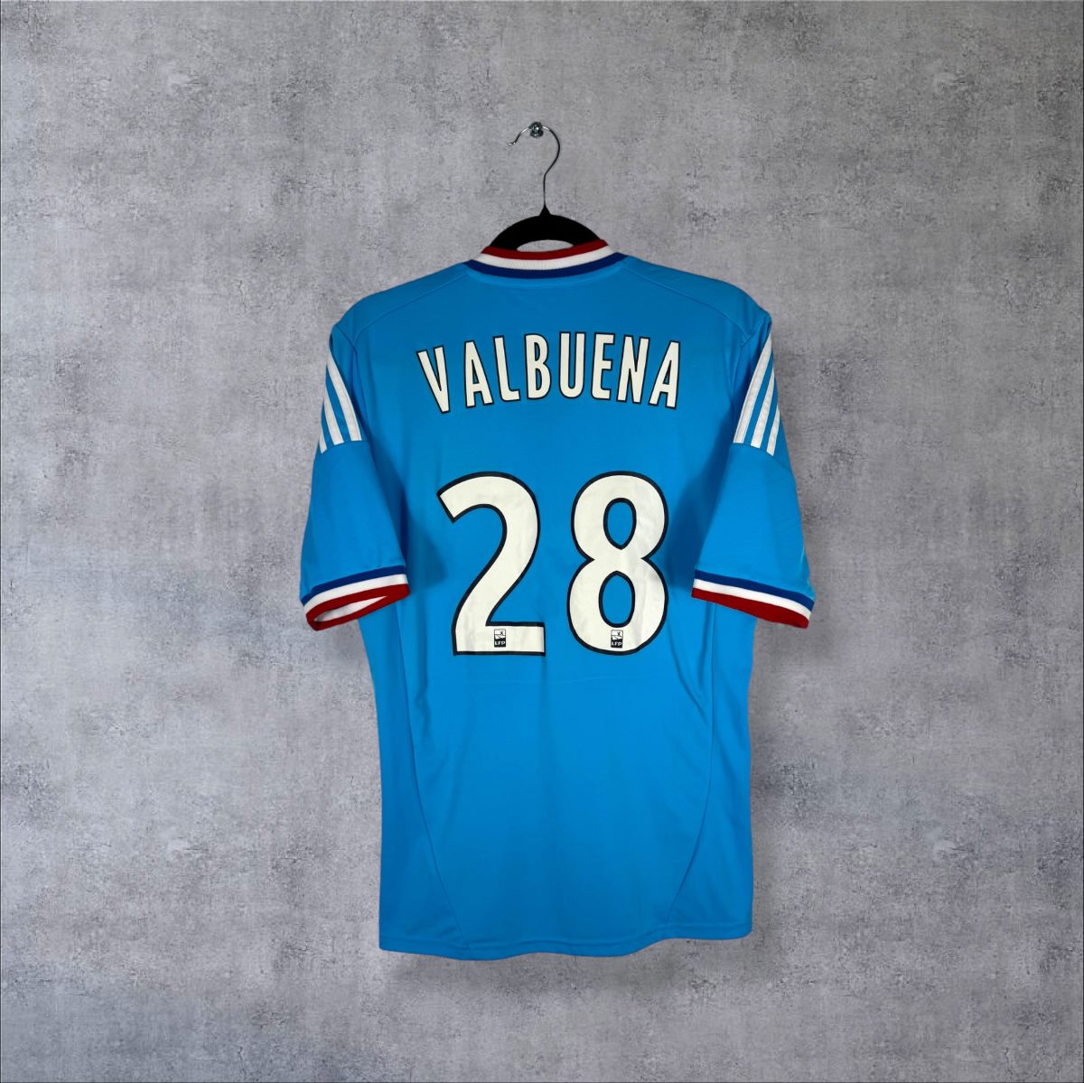 Dos du maillot OM 2012-2013 exterieur bleu ciel avec flocage Valbuena 28