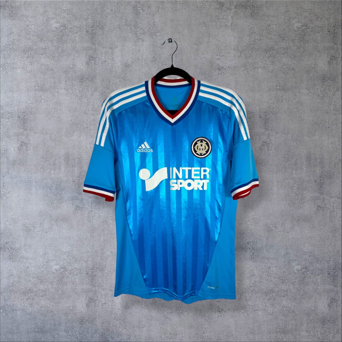 Face du maillot OM 2012-2013 exterieur avec sponsor Intersport et adidas