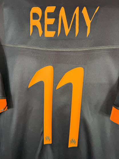 Détail du flocage Rémy 11 orange, maillot OM third 2012-2013