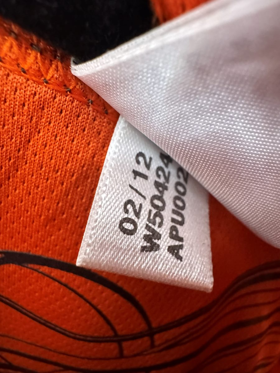 Étiquette intérieure adidas 02/12 code W50424, maillot OM third 2012-2013