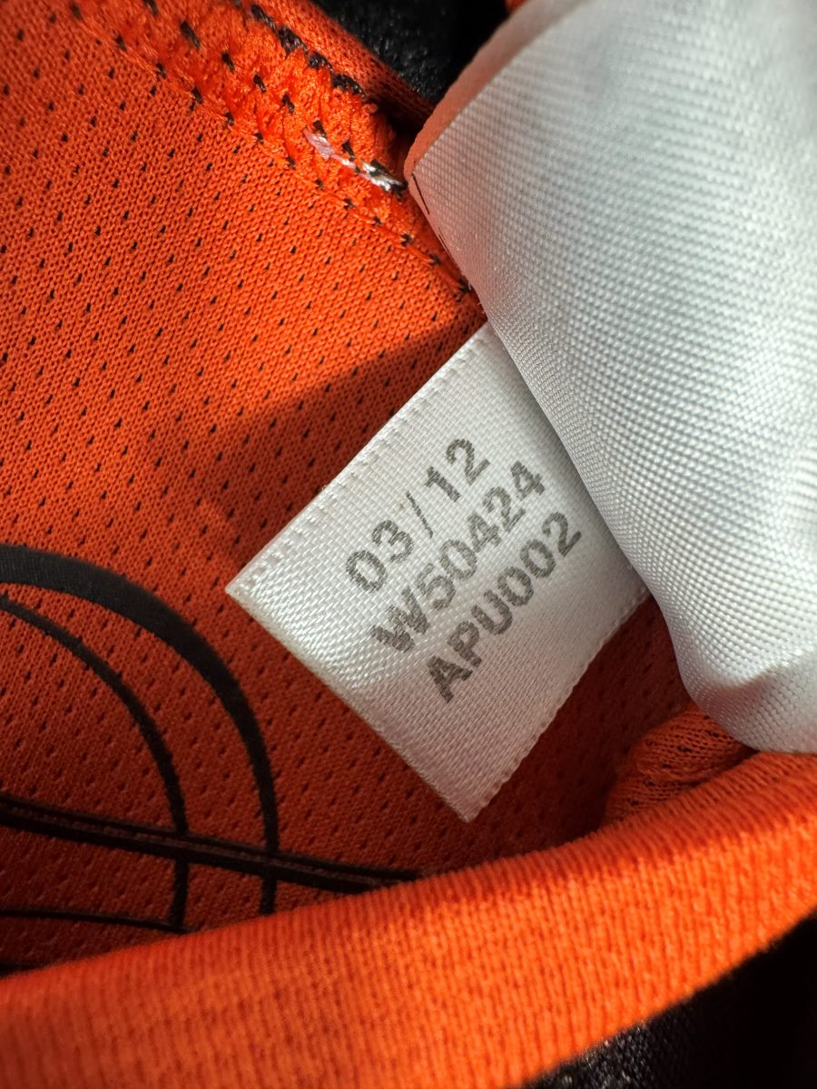 Étiquette adidas code W50424 datée 03/12, maillot OM third 2012-2013