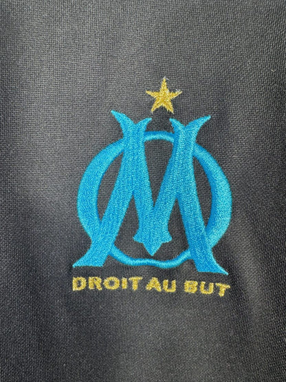 Écusson brodé OM Droit au But avec étoile dorée sur le maillot extérieur 2018-2019
