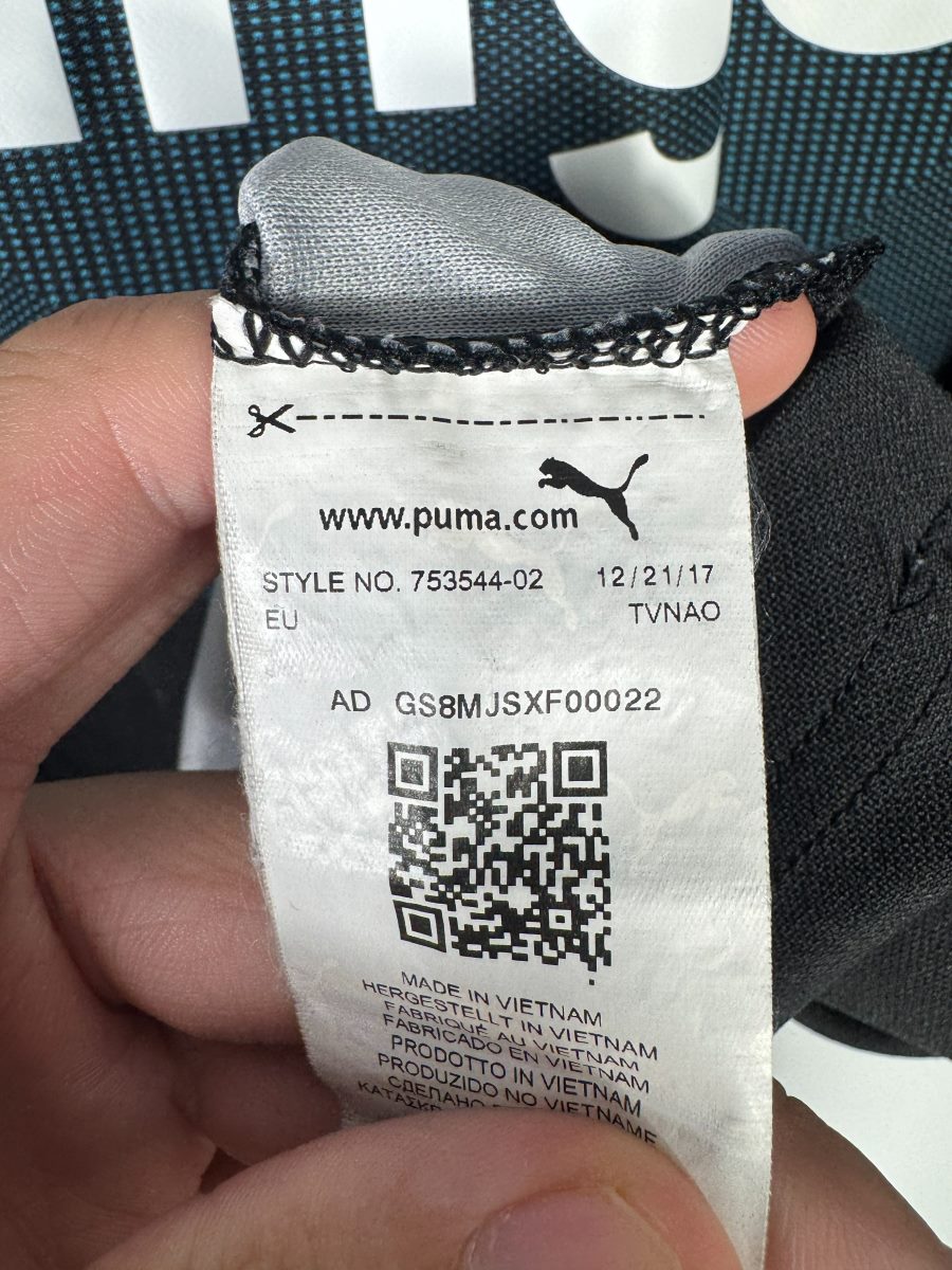 Étiquette Puma 753544-02 datée du maillot OM 2018-2019 extérieur avec QR code d'usine