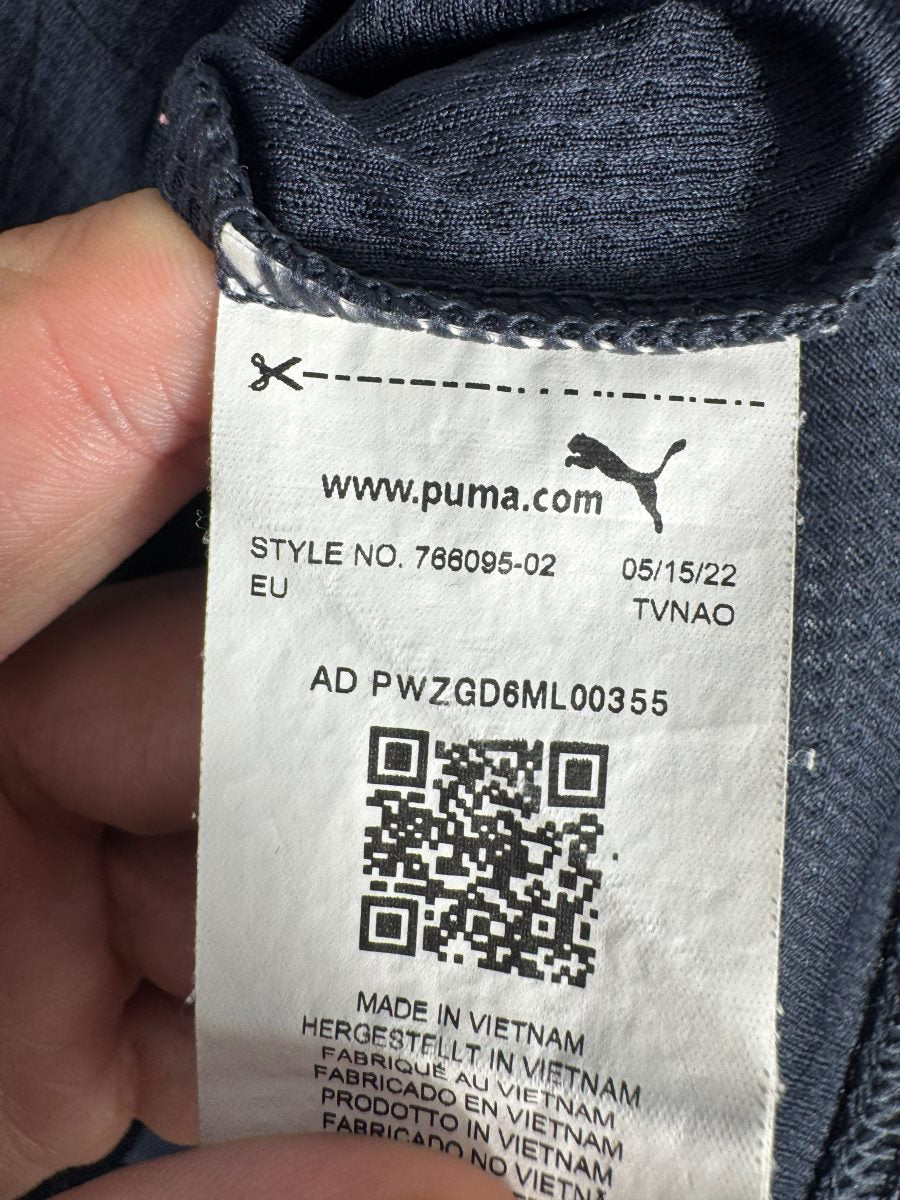Étiquette Puma d'origine du maillot OM 2022-2023 avec le code produit 766095-02