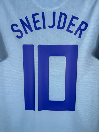 Détail du flocage Sneijder N°10 bleu roi sur le maillot Pays-Bas 2008-2009 extérieur