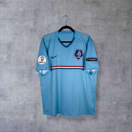 Face du maillot Pays-Bas 2008-2009 extérieur Nike bleu ciel avec écusson KNVB et patch EURO 2008