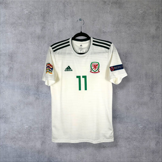 Maillot Pays de Galles 2018 extérieur Adidas vue face écusson fédération galloise